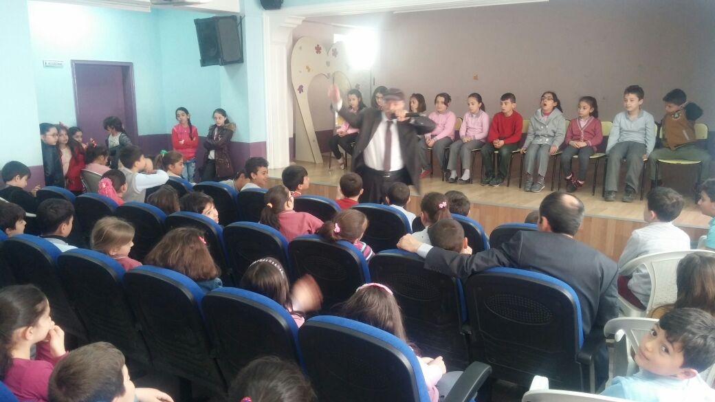 Yazar Cumhur Turan, Yusuf Çiftçioğlu İlkokulunda öğrencilerle buluştu 1