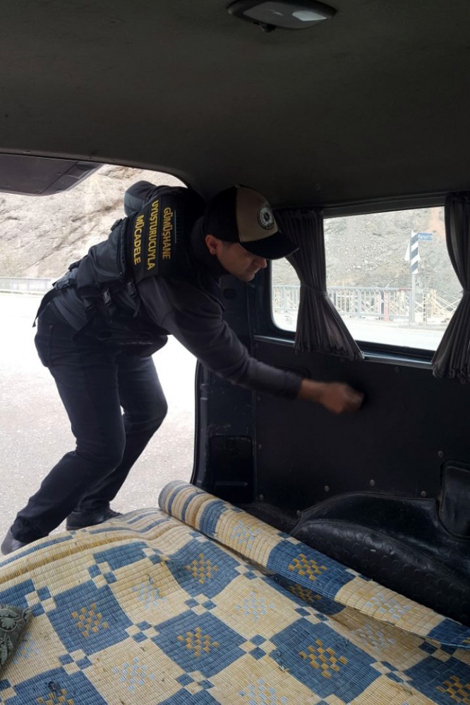 Gümüşhane’de narko-sokak uygulaması 1