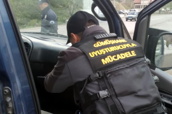 Gümüşhane’de narko-sokak uygulaması 2