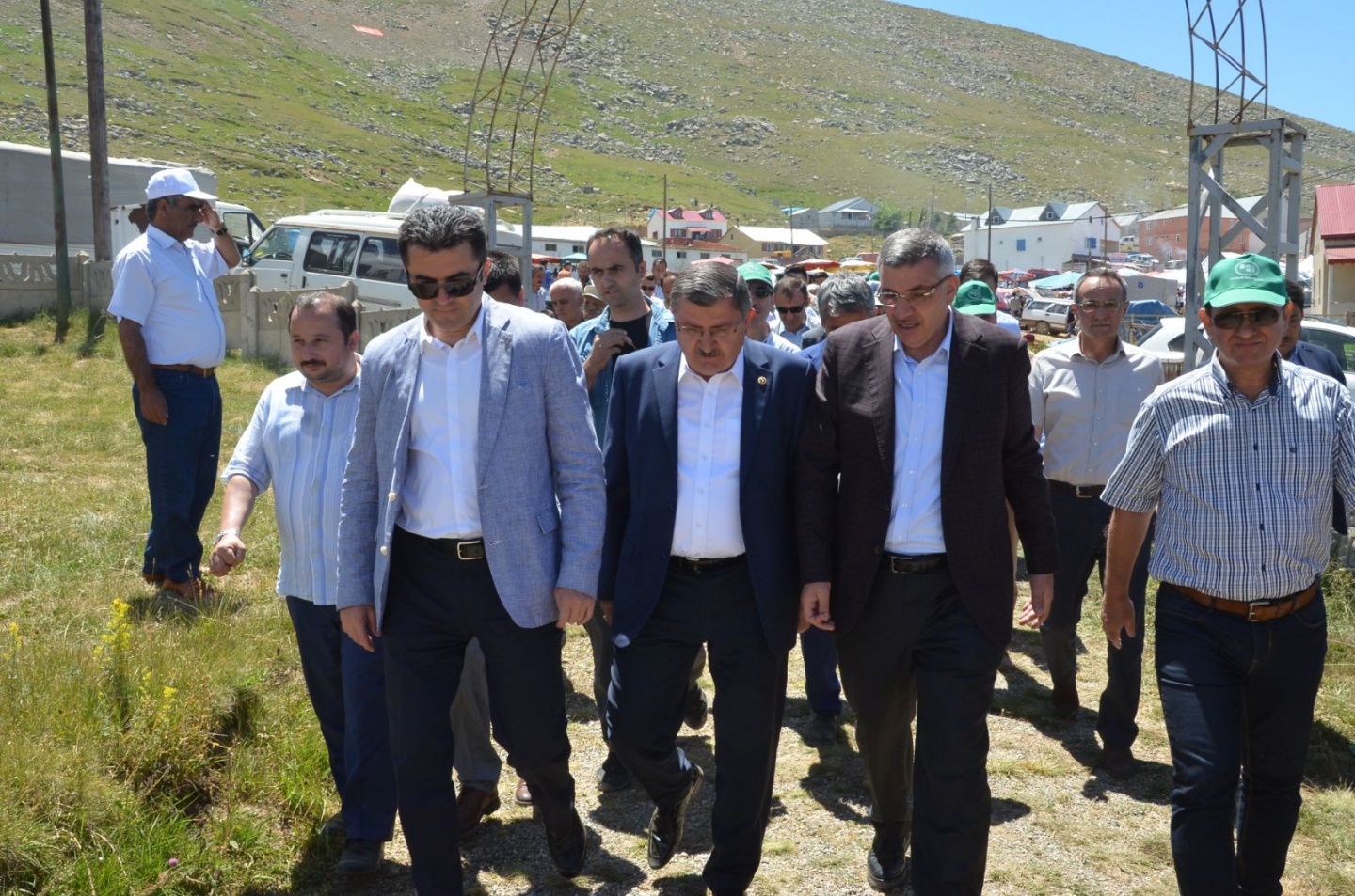 Kazıkbeli şenliği yapıldı 2