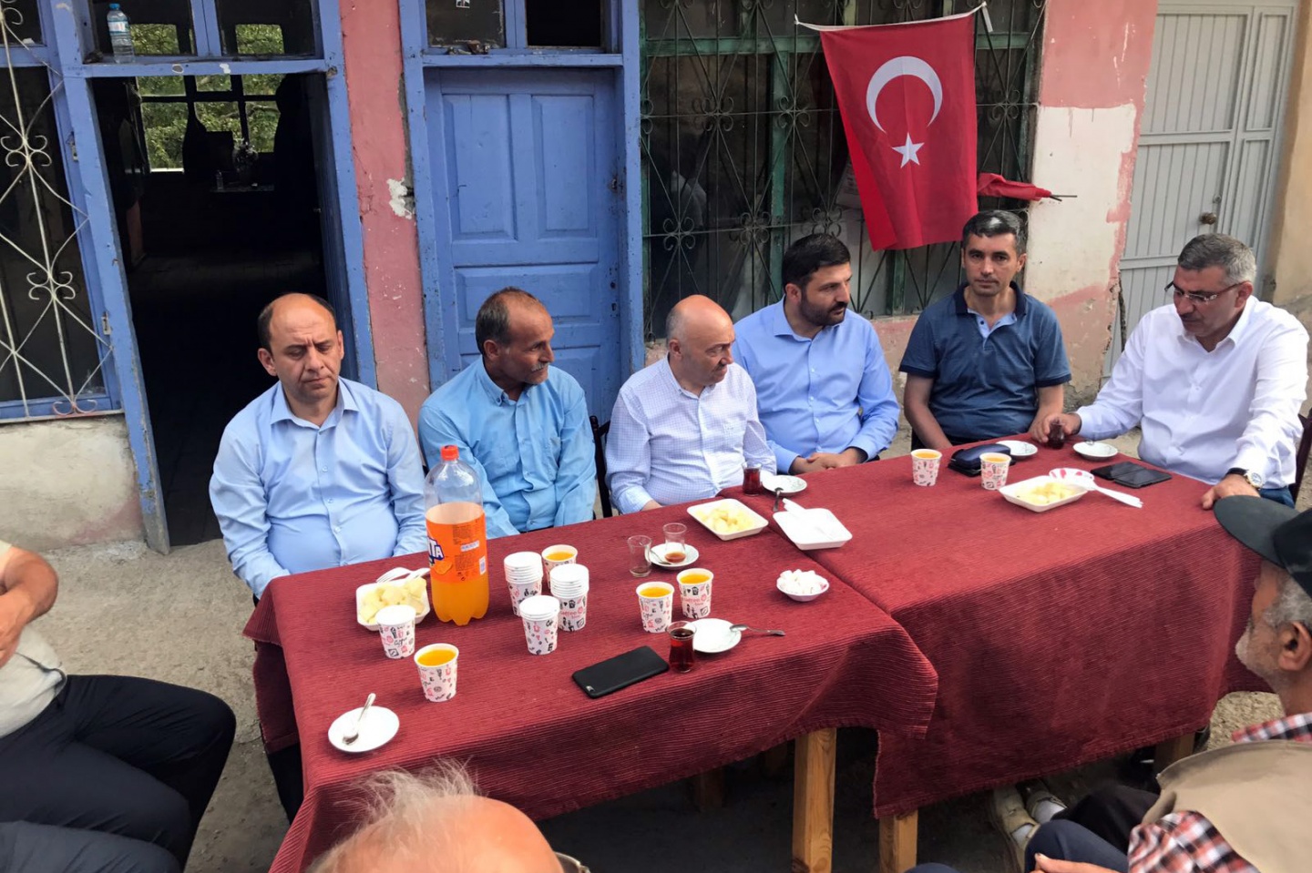 AK Parti heyetinden şehit öğretmenin ailesine ziyaret 3