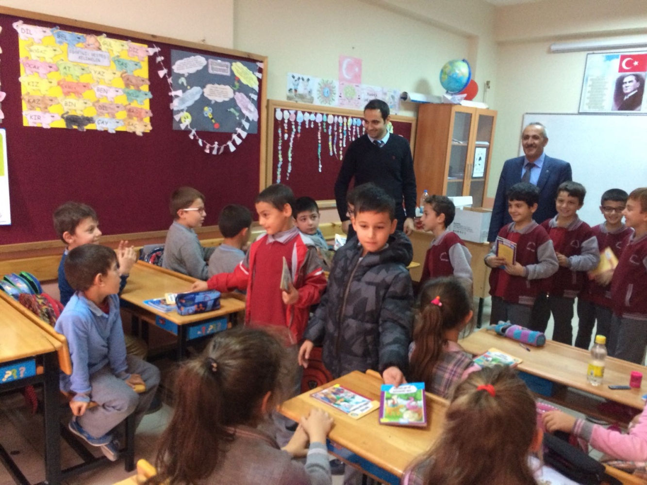 Fevzipaşa İlkokulu öğrencilerinden kitap kardeşliği projesi 5