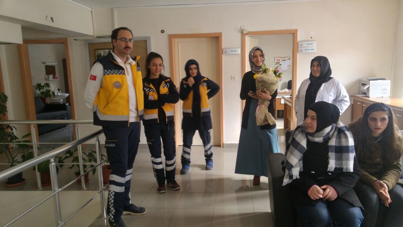 KYK öğrencileri 112 çalışanlarını unutmadı 4