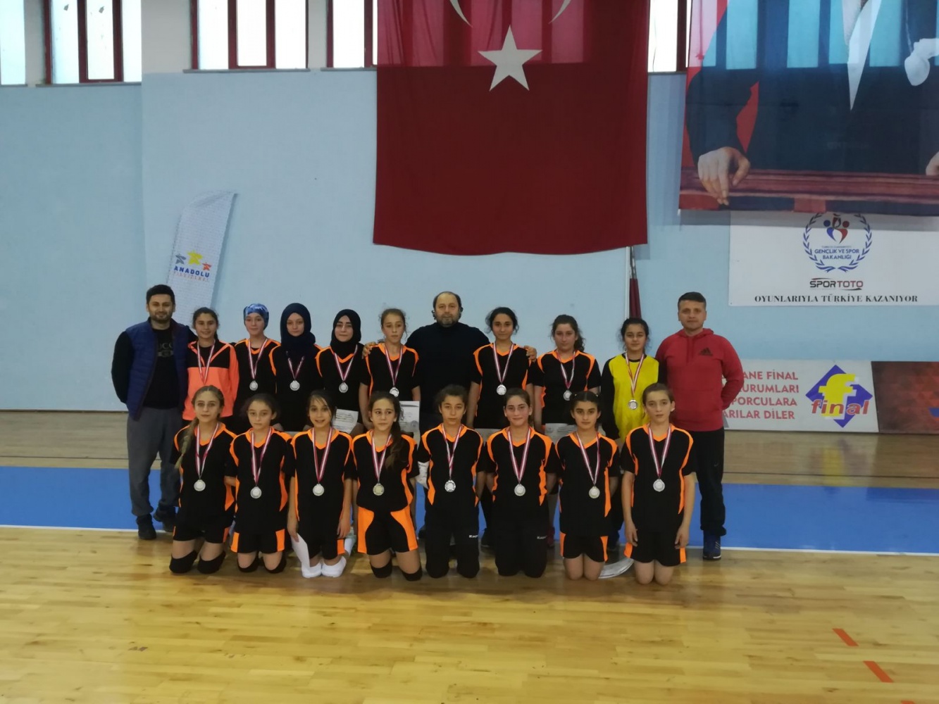 Hentbol müsabakaları sona erdi 1