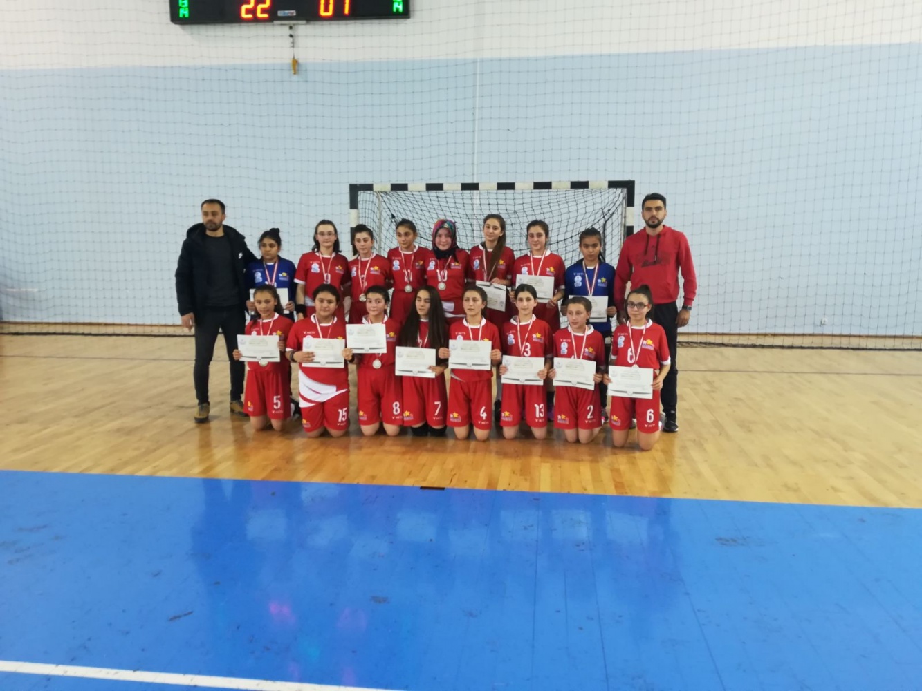 Hentbol müsabakaları sona erdi 3