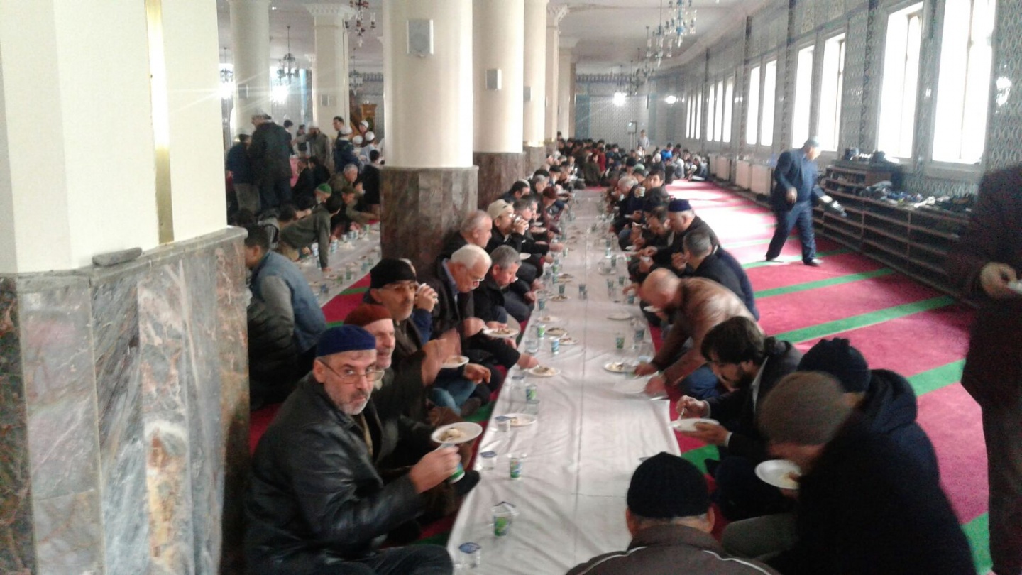 Sultanbeyli’de şehitler rahmetle yad edildi 42