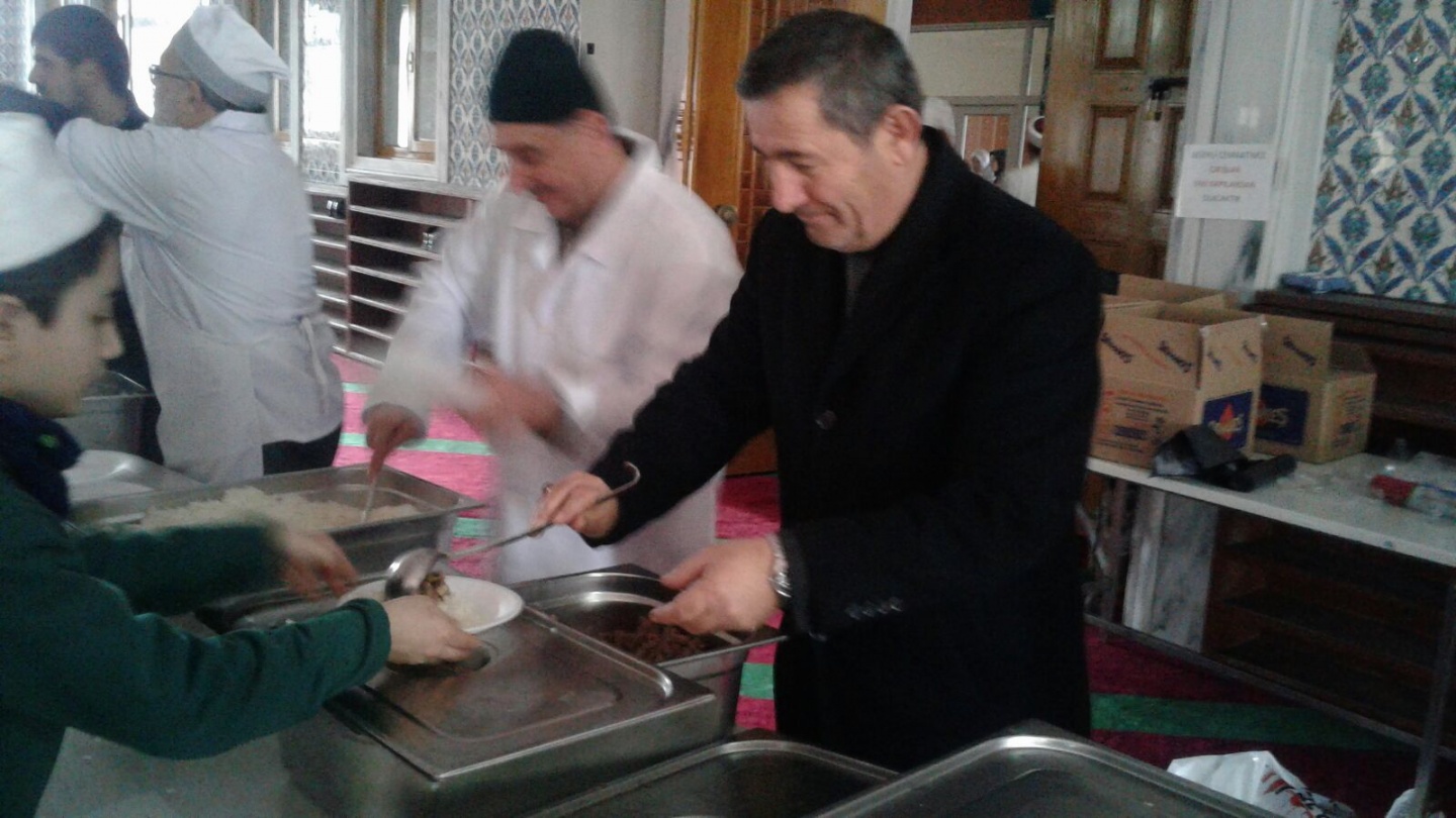 Sultanbeyli’de şehitler rahmetle yad edildi 30