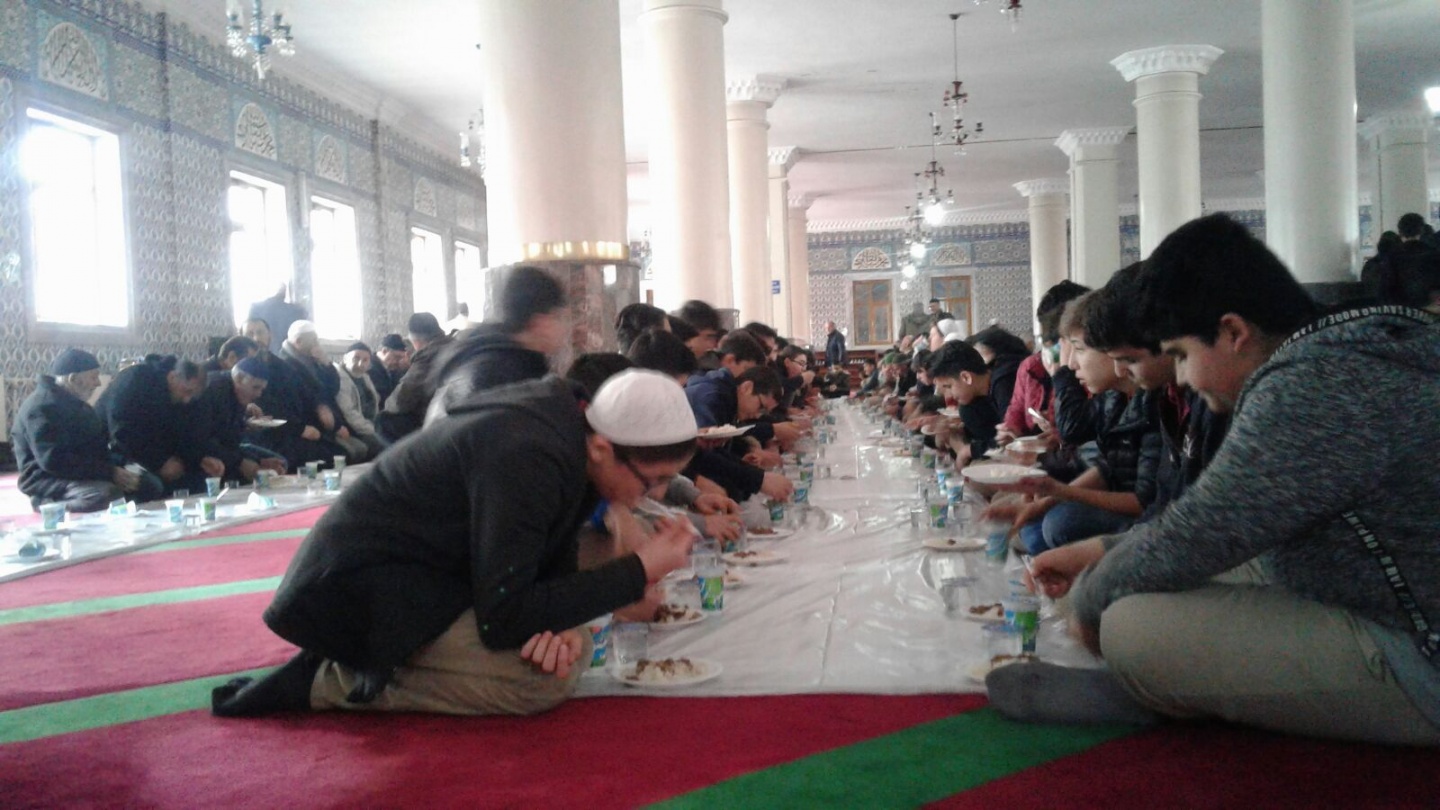 Sultanbeyli’de şehitler rahmetle yad edildi 32