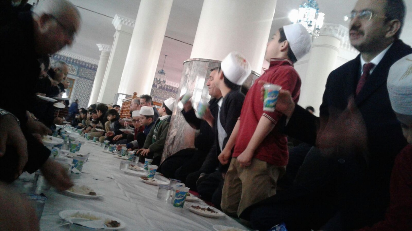 Sultanbeyli’de şehitler rahmetle yad edildi 36