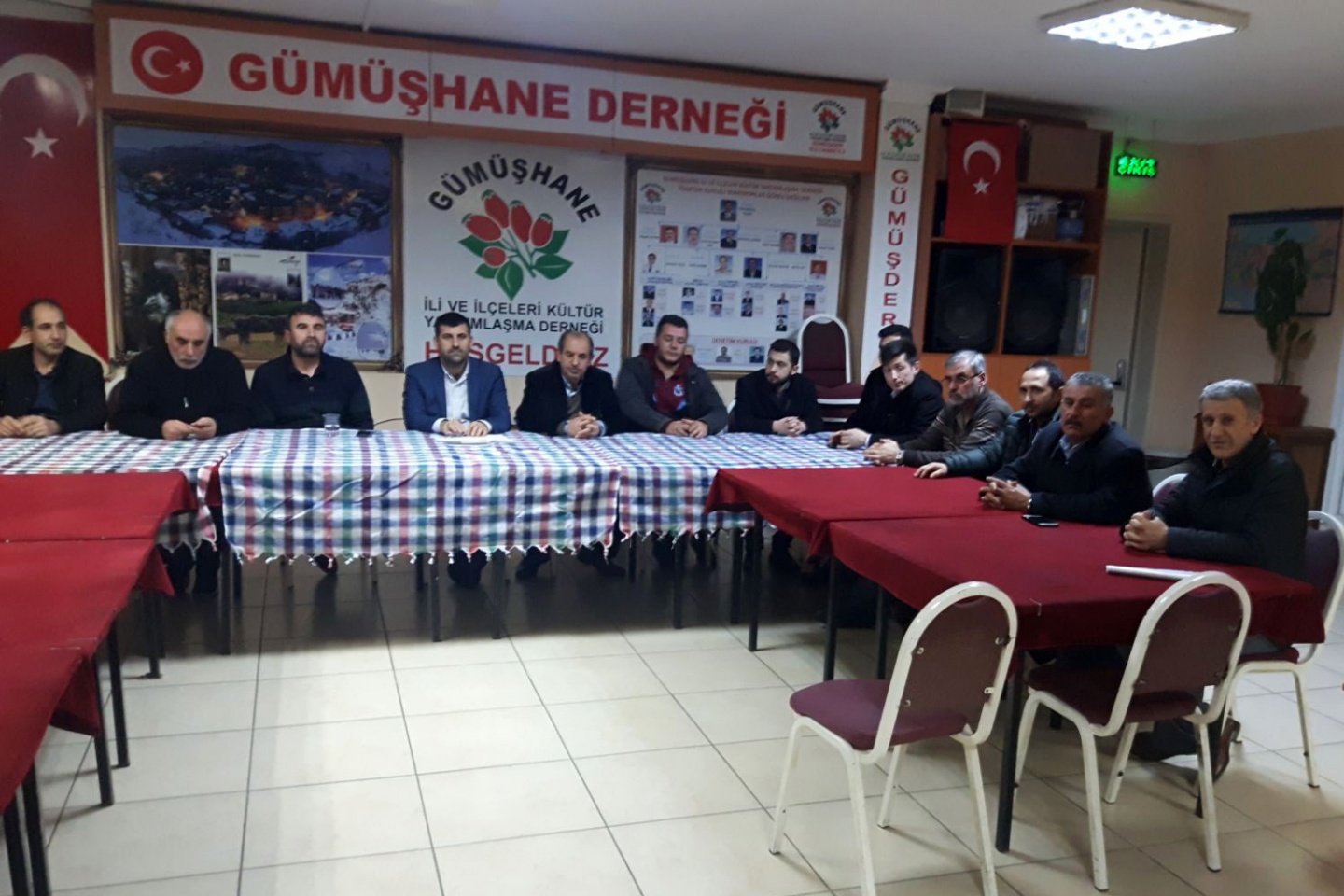 Sultanbeyli Gümüşhaneliler Derneğinde ‘Geleceğimi ve Mesleğimi Seçiyorum’ semineri  1