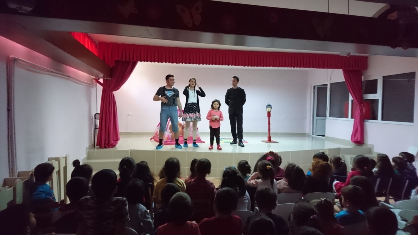 Torul’da ki tüm öğrenciler tiyatro izleyecek 3