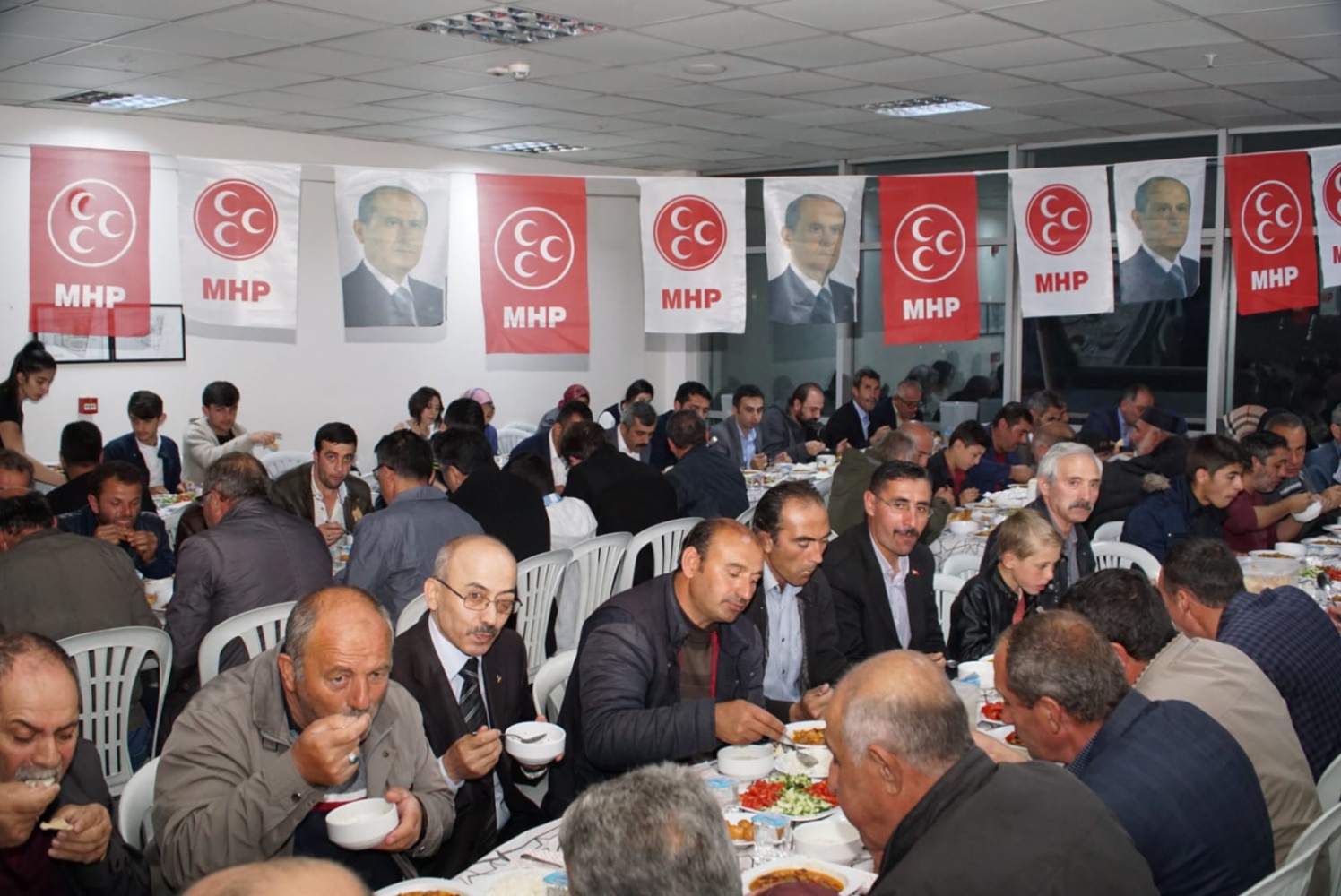 ‘Cümbüş ittifakının kimlerden destek aldığını halkımızın takdirine bırakıyoruz’ 1