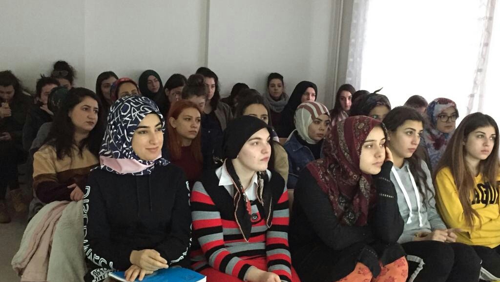 KYK öğrencilerine bağımlılıkla mücadele semineri verildi 4
