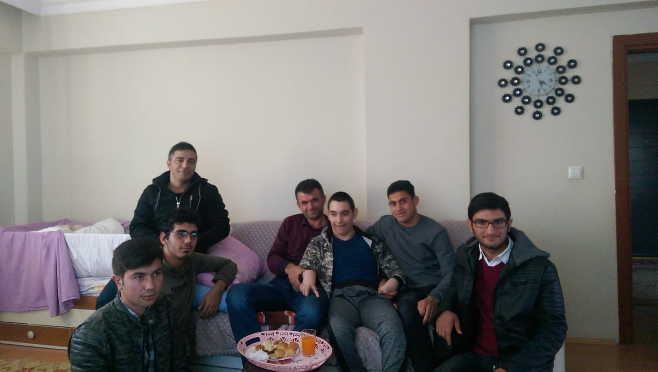 KYK öğrencileri engellileri unutmadı 8