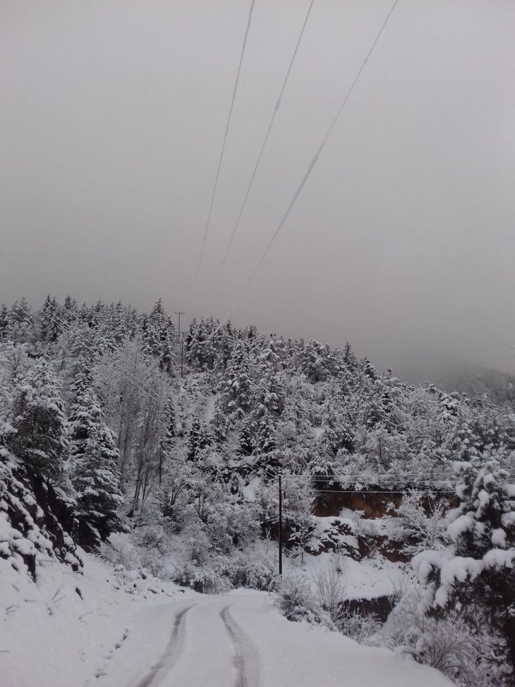 ÇORUH EDAŞ ekipleri zorlu hava şartlarında görev yapıyor 11