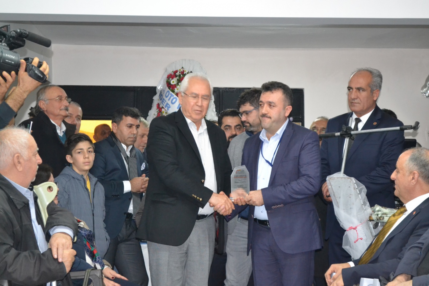 İzmir ‘DERGÜ’ açıldı 5