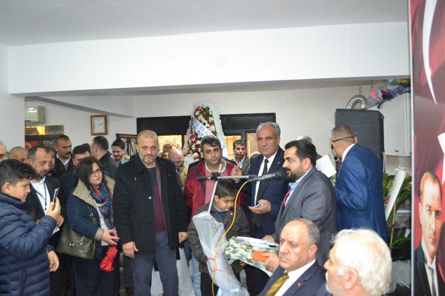 İzmir ‘DERGÜ’ açıldı 2