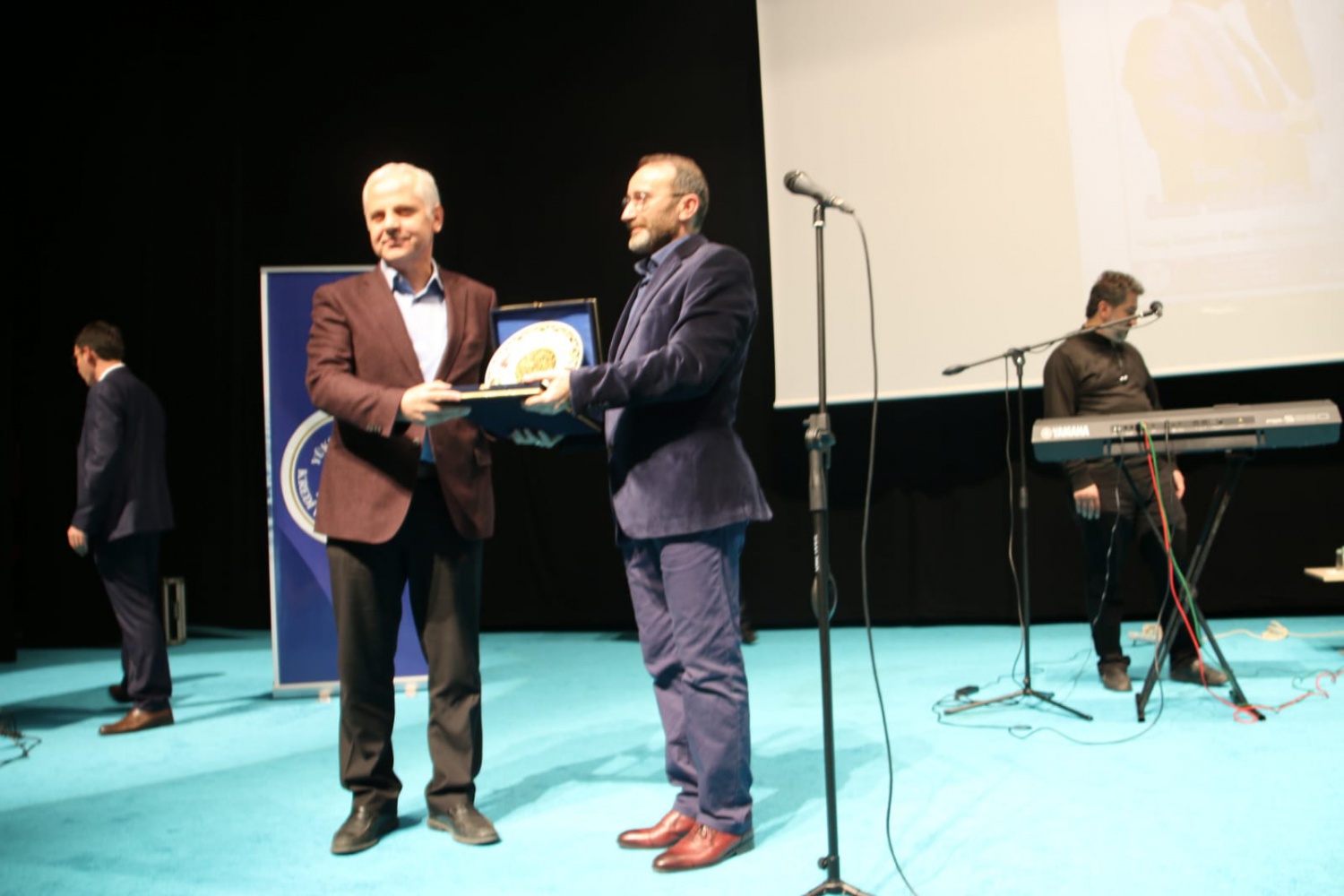 Ömer Karaoğlu KYK’lı öğrencilerle buluştu 1