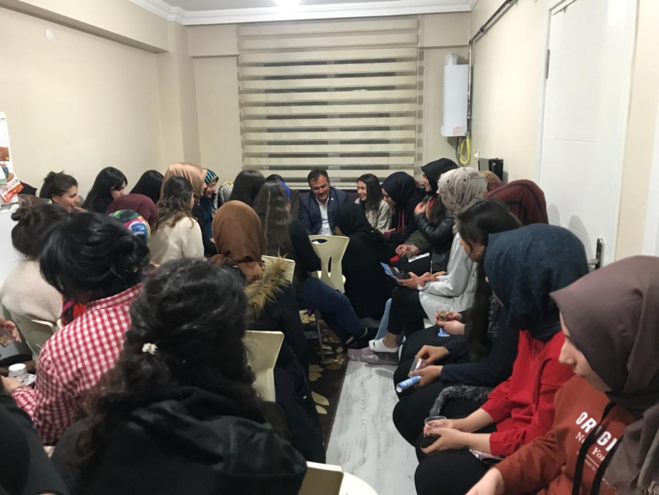 Başkan Çimen, öğrencilerin talebini geri çevirmedi 2