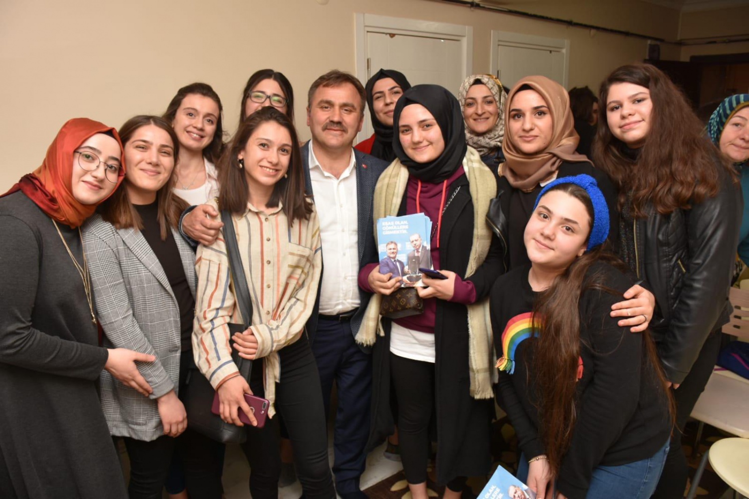 Başkan Çimen, öğrencilerin talebini geri çevirmedi 4