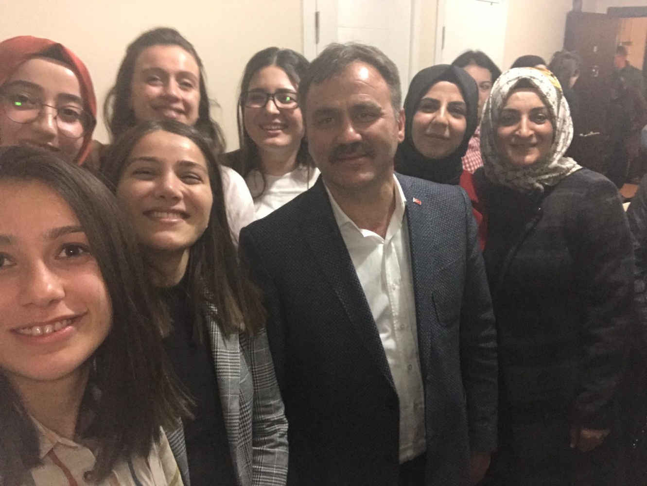 Başkan Çimen, öğrencilerin talebini geri çevirmedi 5