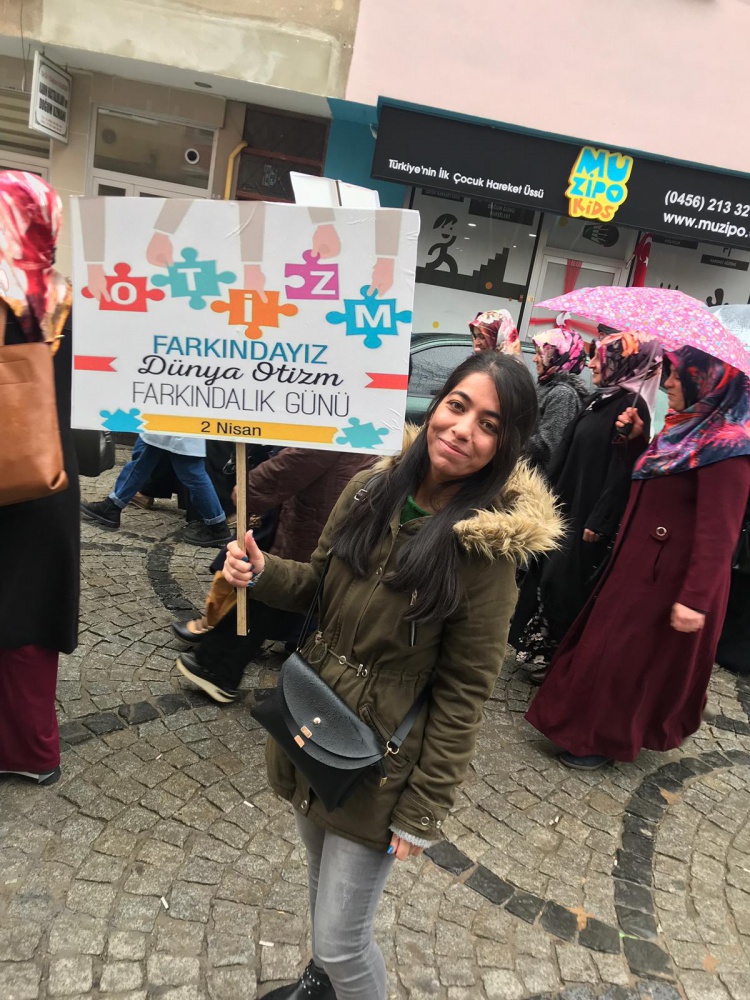 KYK öğrencileri otizme dikkat çekmek için yürüdü 4