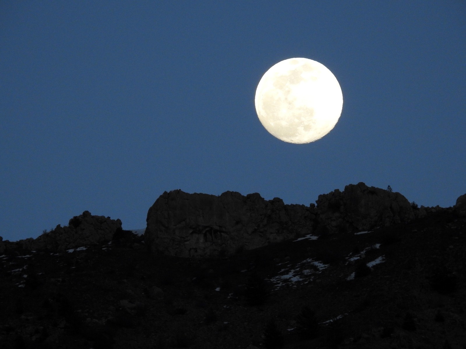 Gümüşhane'den muhteşem dolunay fotoğrafları 4