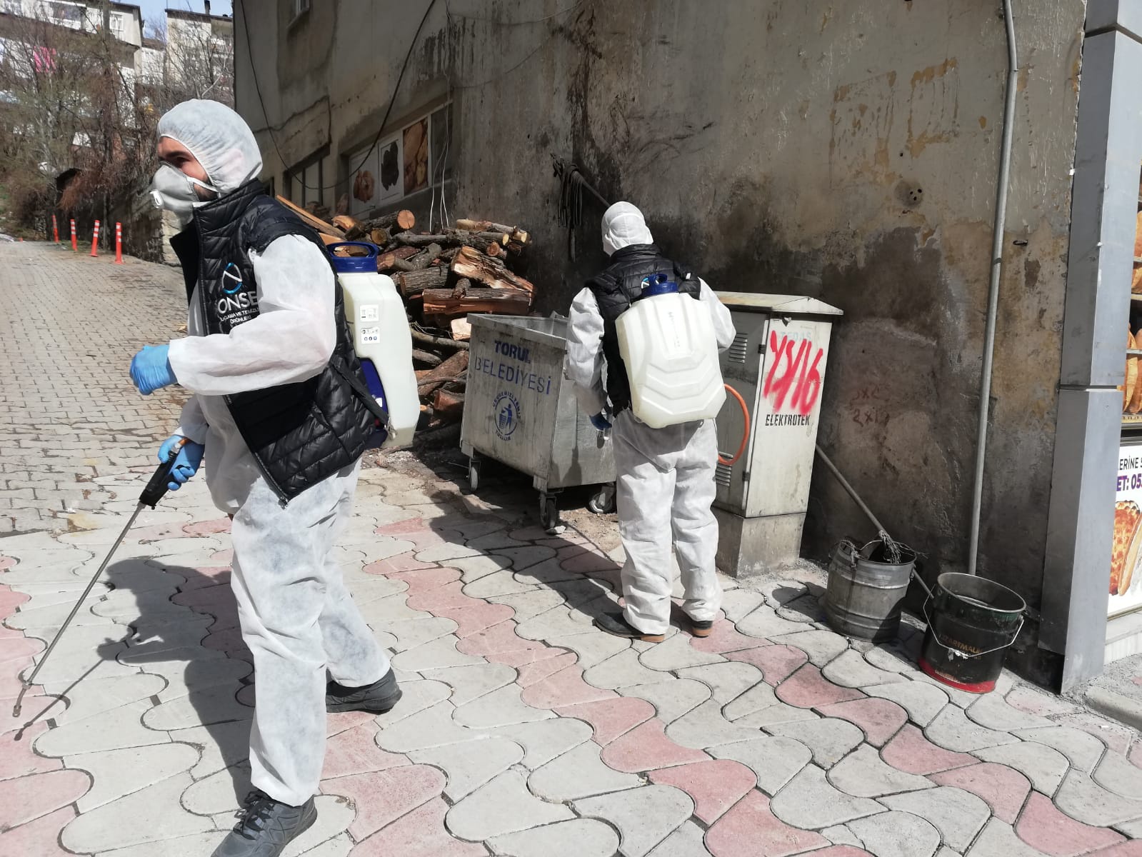 Torul’da dezenfekte çalışmaları yapıldı 5