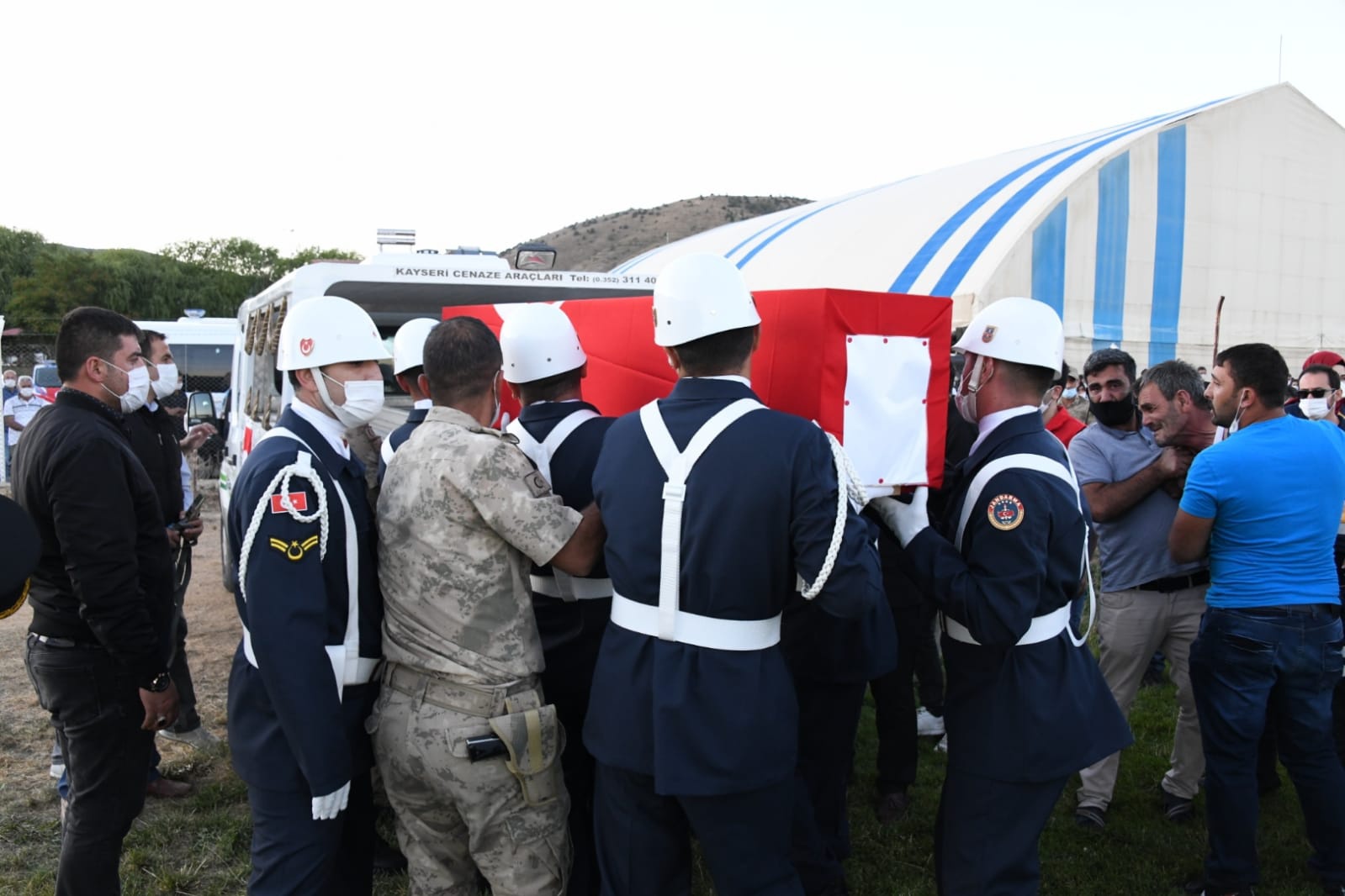 Şehidimiz baba ocağında 1