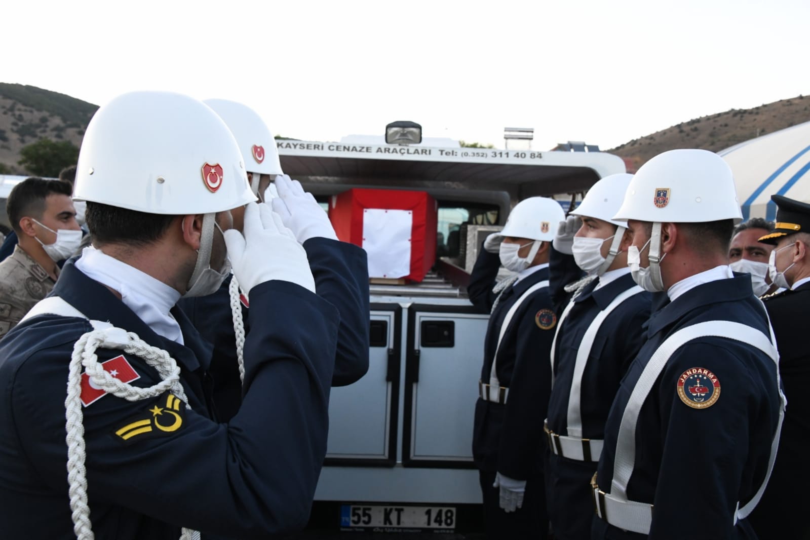 Şehidimiz baba ocağında 6