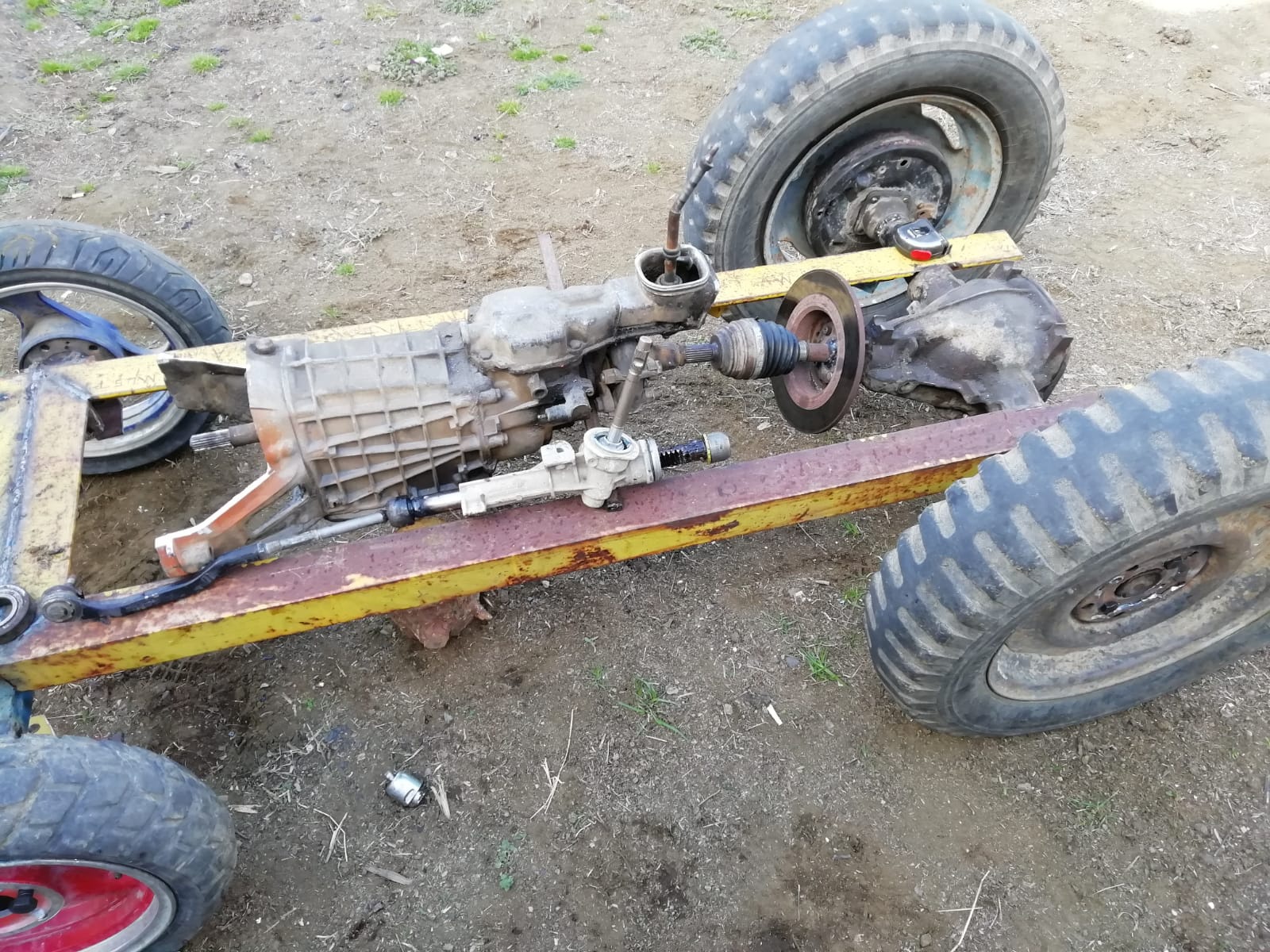 Babası yorulmasın diye traktör yaptı 24