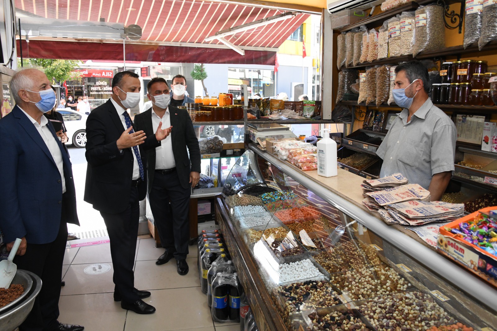 Gümüşhane’de geniş kapsamlı koronavirüs denetimi yapıldı 38