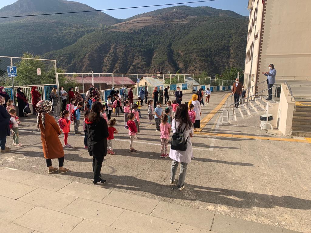 Yüze yüze eğitimde ikinci hafta başladı 1