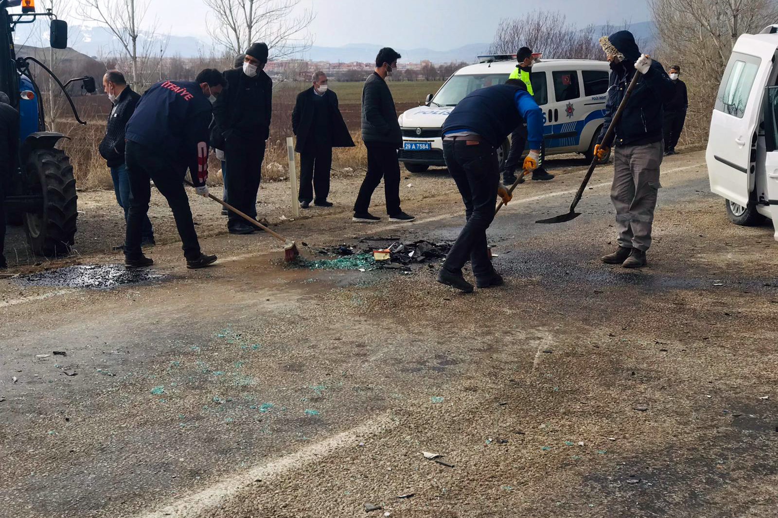 Kelkit'te zincirleme trafik kazası: 6 yaralı 7