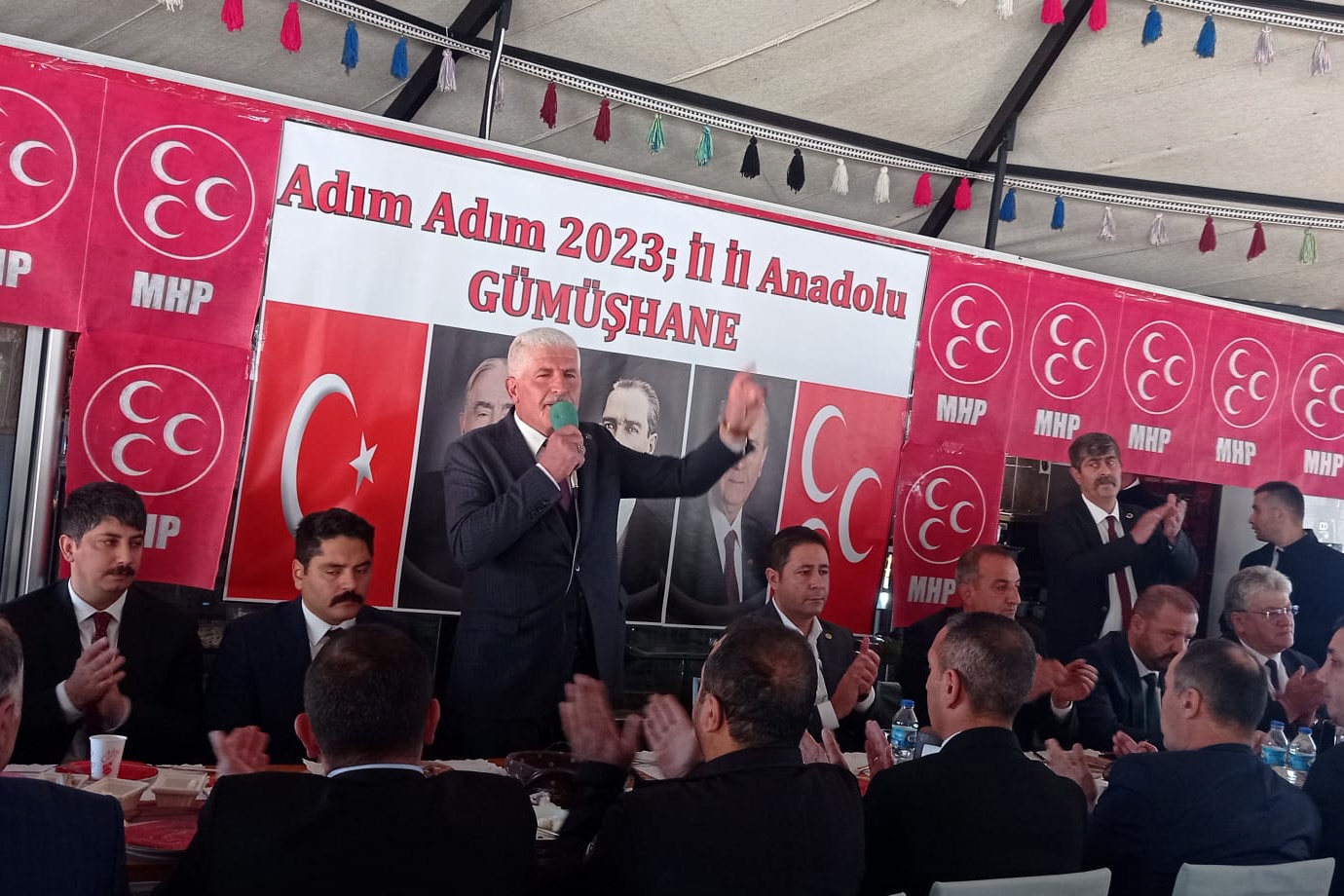 MHP heyeti Gümüşhane’yi ziyaret etti 15