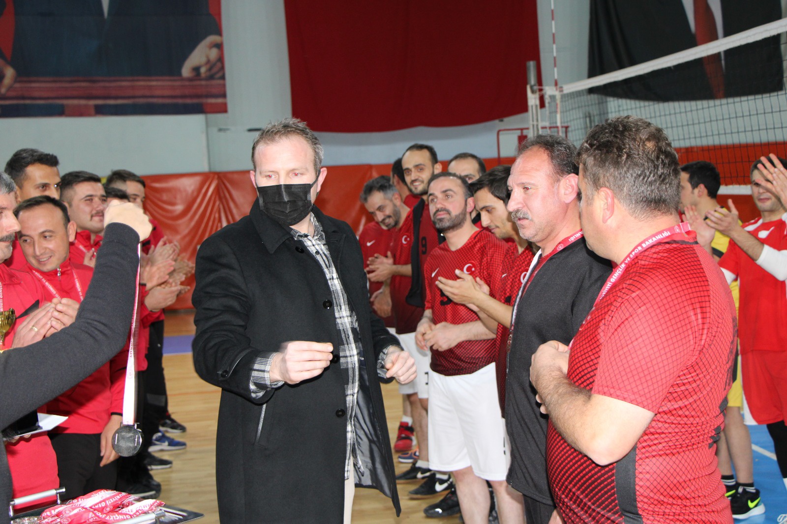 Voleybolda şampiyon Ceza İnfaz Kurumu oldu 23