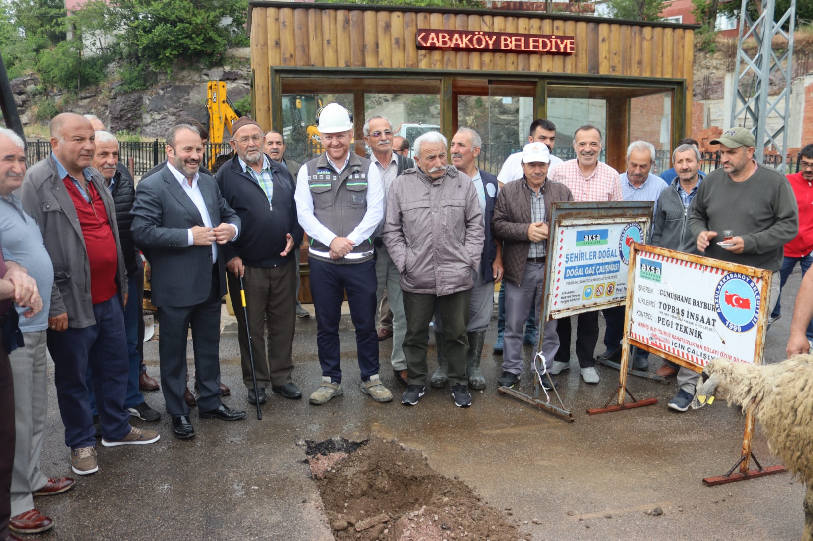 ArzularKabaköy’de doğalgaz çalışmaları başladı 4
