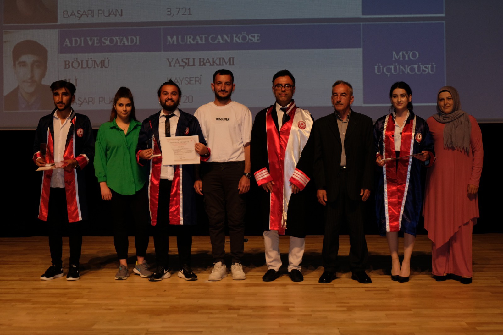 GÜ’de mezuniyet töreni düzenlendi 2