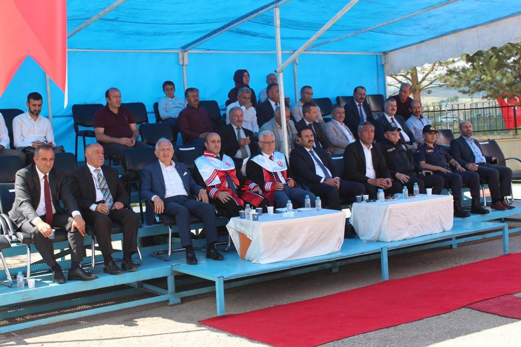 Köse’de mezuniyet coşkusu 6