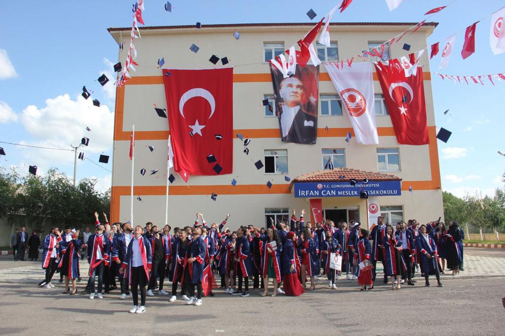 Köse’de mezuniyet coşkusu 8