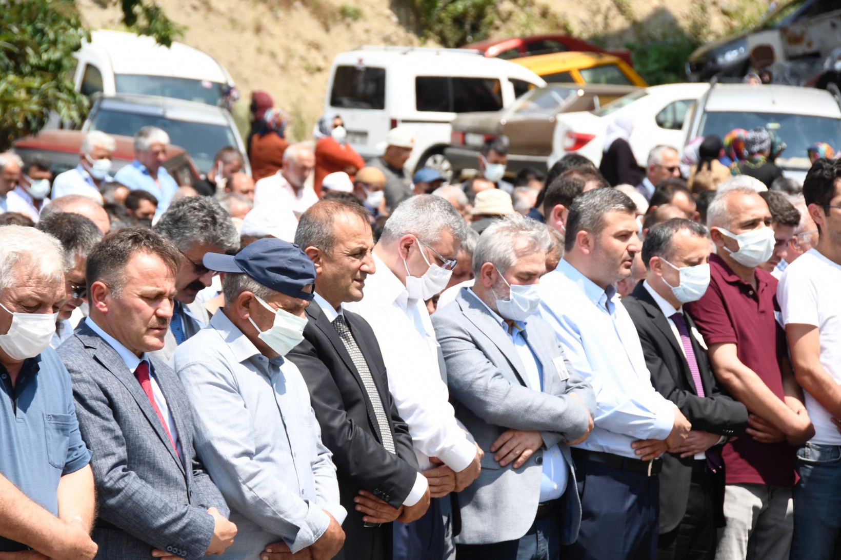 Yiğit son yolcuğuna uğurlandı 15