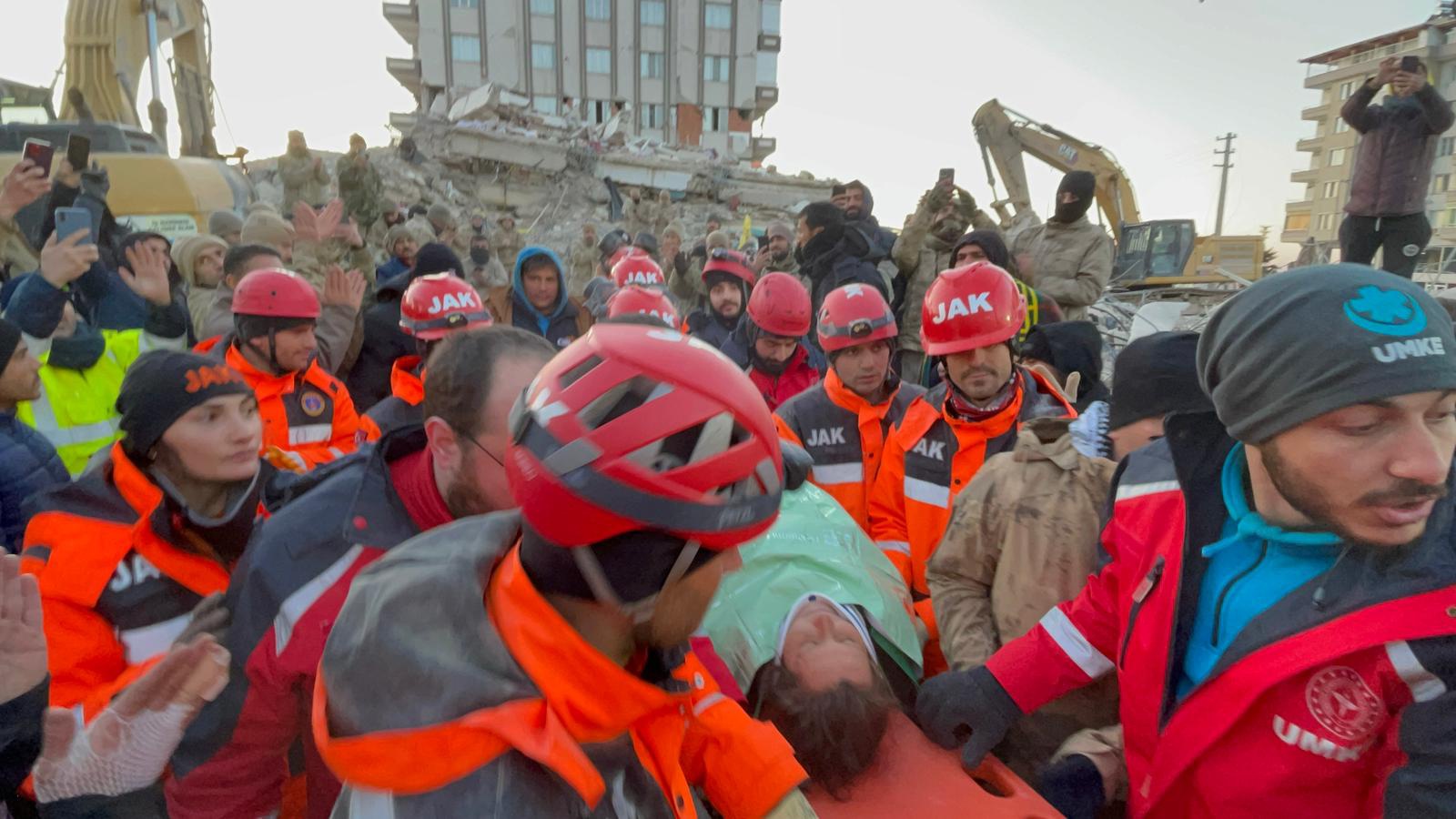 Gümüşhane ekipleri umut olmaya devam ediyor 1
