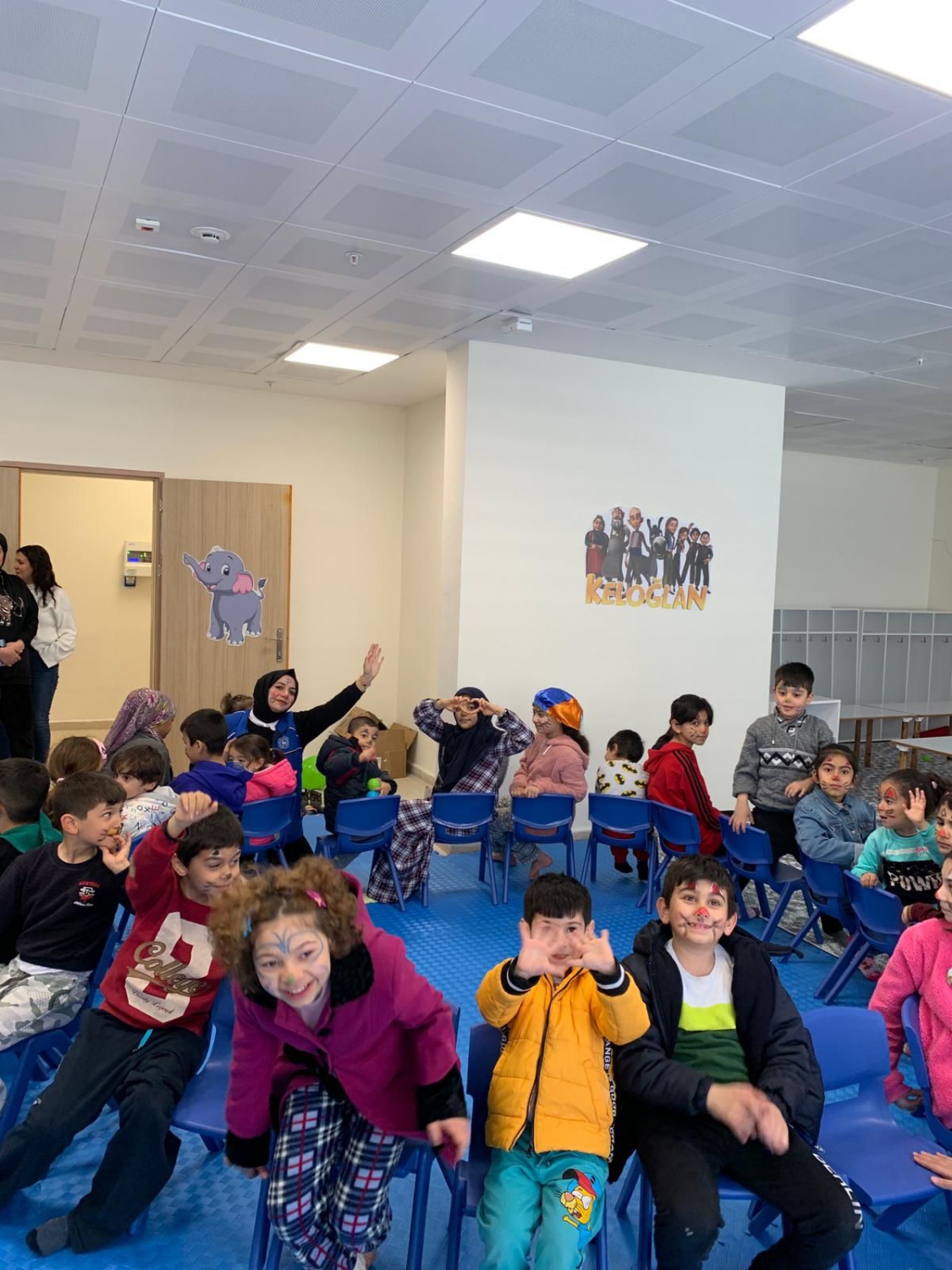 Gençlik Merkezi’nin gönüllü gençleri depremzede çocukları unutmadı 9