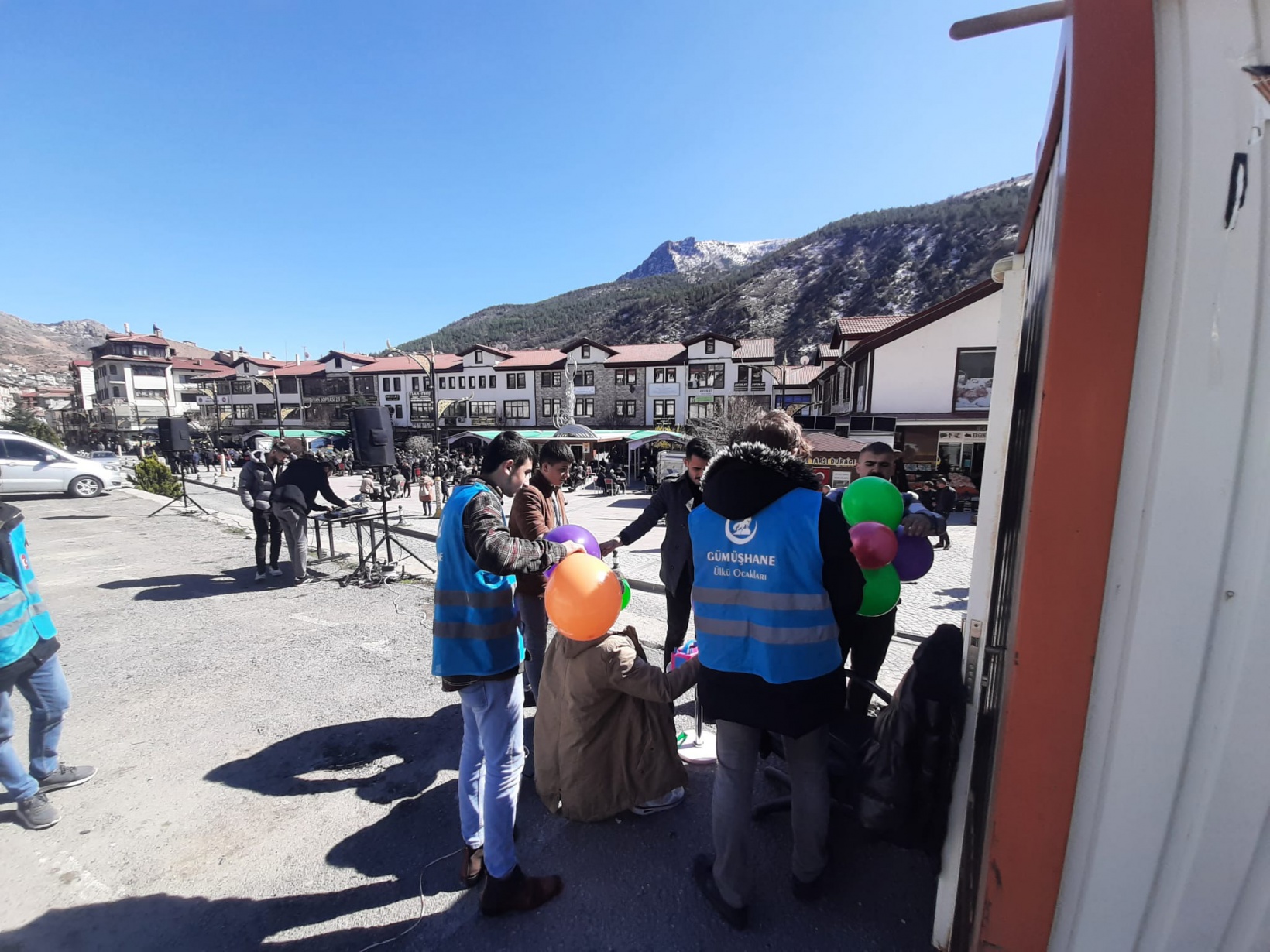 Balonlar Yunus Emre için uçuruldu 17