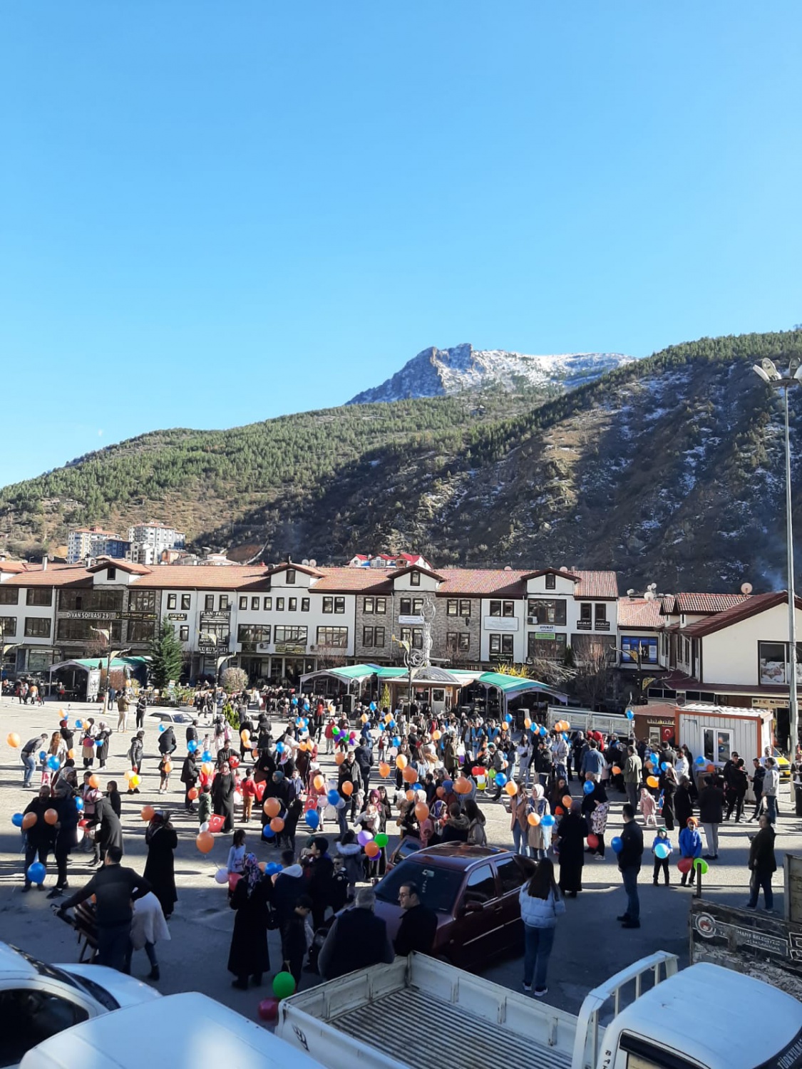 Balonlar Yunus Emre için uçuruldu 13