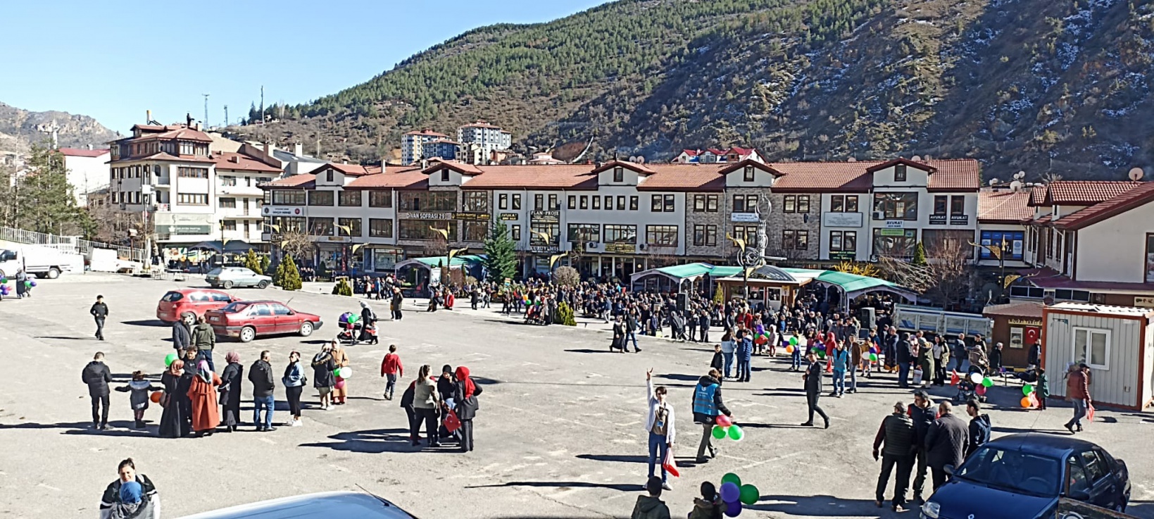 Balonlar Yunus Emre için uçuruldu 23