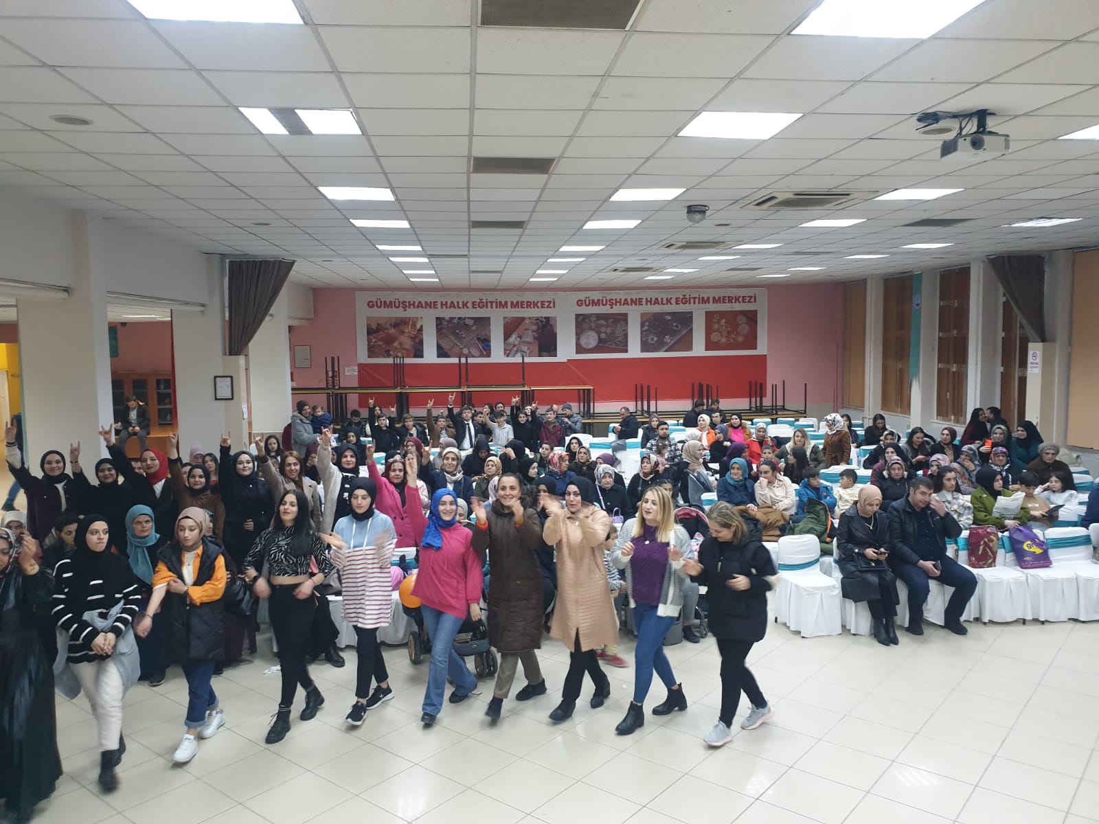 Balonlar Yunus Emre için uçuruldu 22