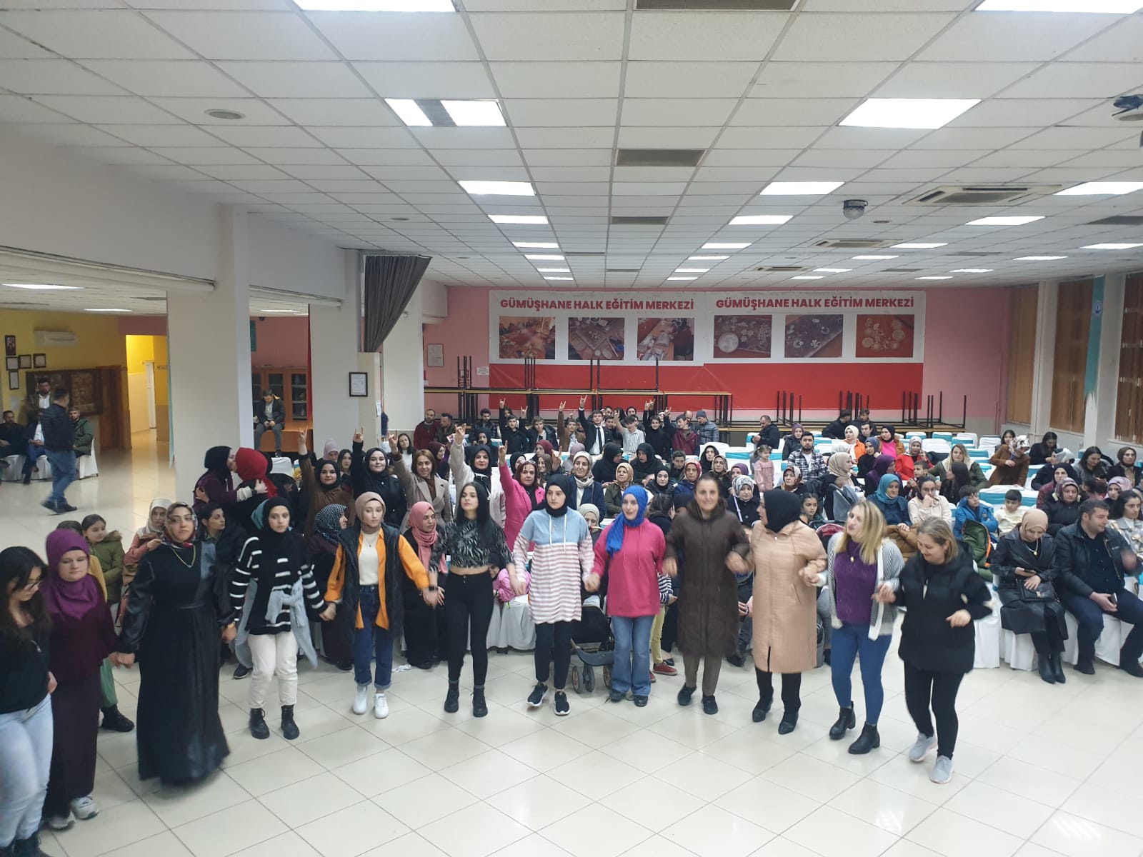 Balonlar Yunus Emre için uçuruldu 24