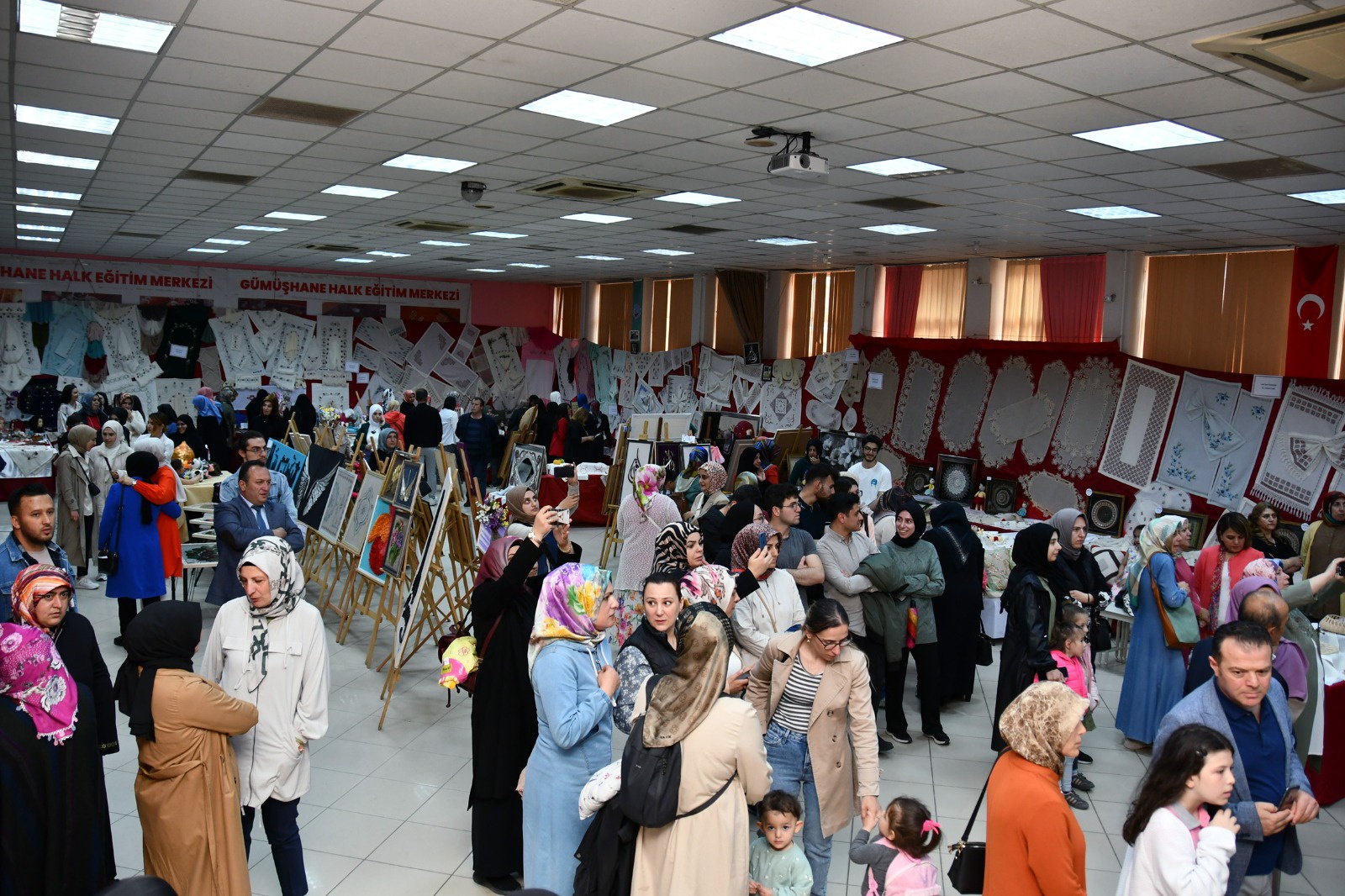 Bir yıllık emekler görücüye çıktı 26