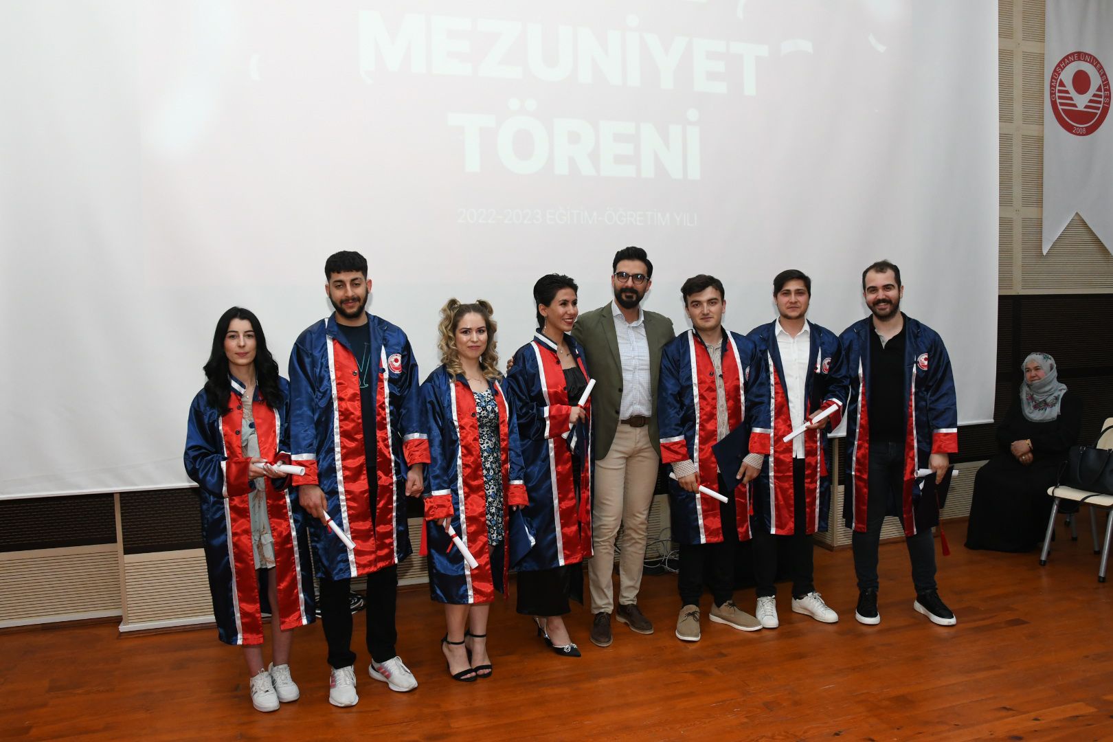 İletişim Fakültesinde mezuniyet coşkusu 20